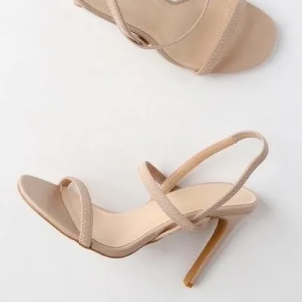 NWT size 5.5 nude heels Anne Michelle